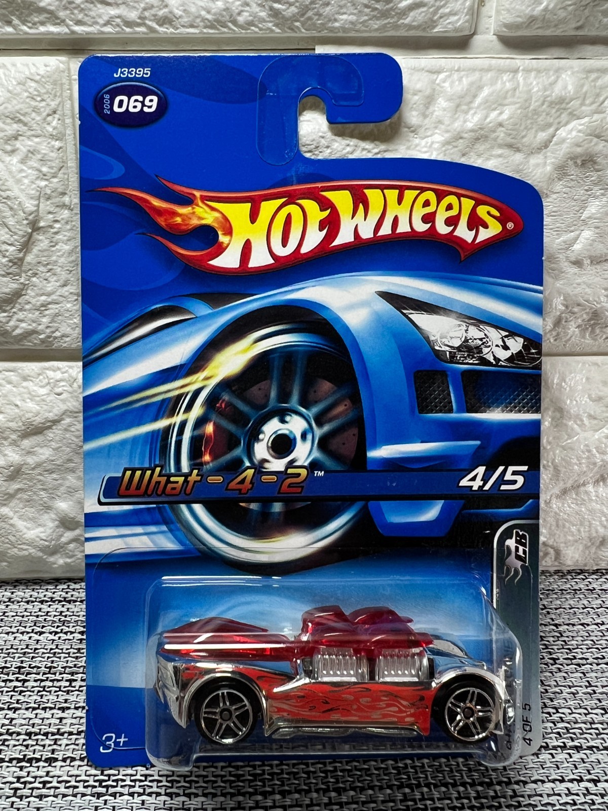Hot Wheels Chrome Burnez 4 of 5 What-4-2 4/5 2006 #069 Chrome/Red