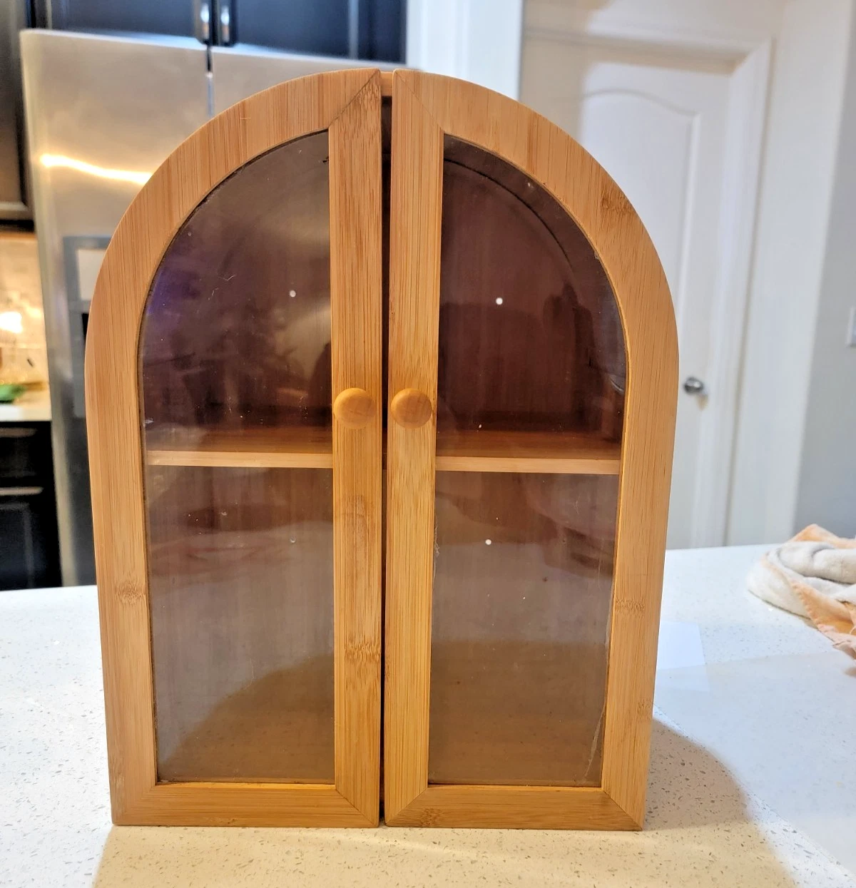 Blusscoo Window shaped Bamboo Bread box Countertop or wall Mount Acrylic Doors