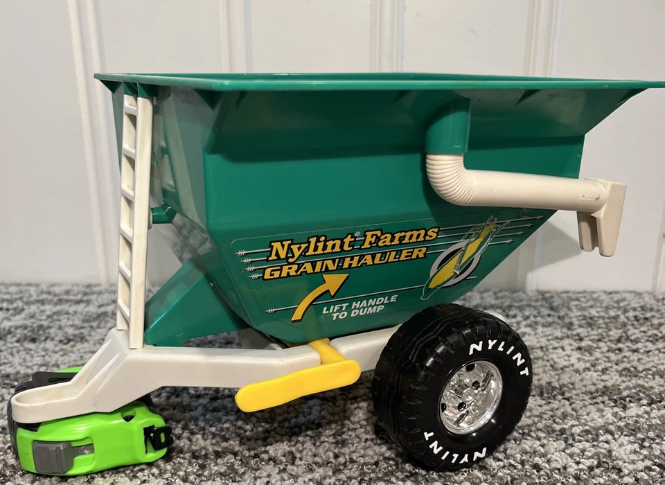 Nylint Farms Grain Hauler Auger Wagon Farm Toy Pull Behind Plastic - Image 2 of 4