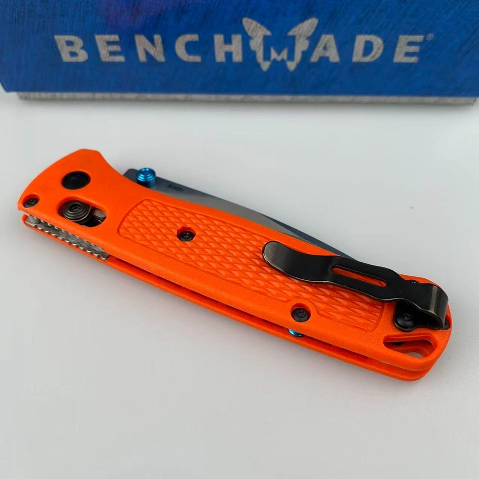Складной нож Benchmade Bugout 535 CPM-S30V с оранжевой ручкой Grivory - Изображение 3 из 4
