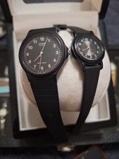 Orologi al quarzo Casio Lui e Lei. Ottime condizioni funzionante. Bel set