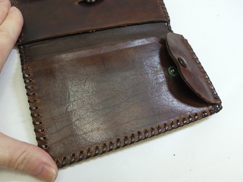 (RefJOH48) Leather wallet 17 x 11cm approx - Picture 5 of 8