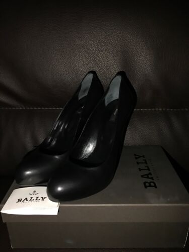 New $550 Bally Simple Black Leather Classic Platforms Heels Shoe 40 9.5 Pumps - Picture 1 of 12