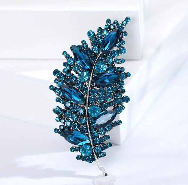 Vintage Luxury Blue Leaf Brooch Pin Women Versatile Decoration Holiday Gift New