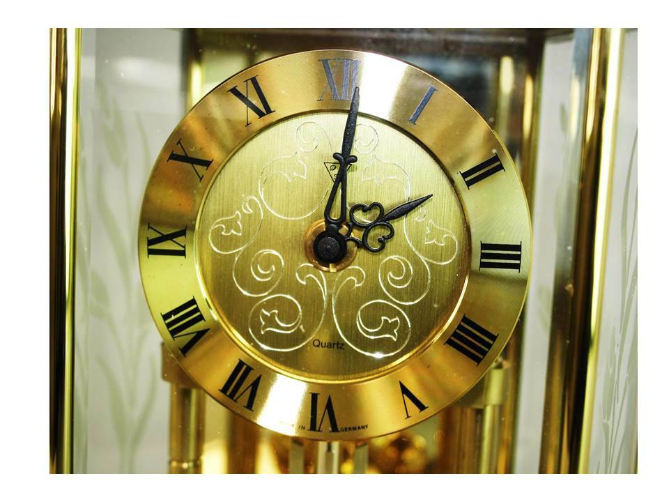 Pendule De Cheminée DLM Allemagne 1985 - Or Doré Chiffres Romains - Circa