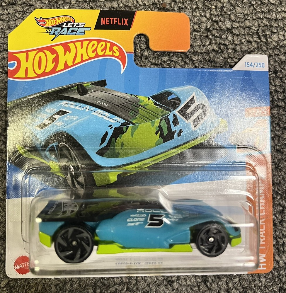 2024 Hot Wheels Q Case Rolling Solo   Mint Short Card!
