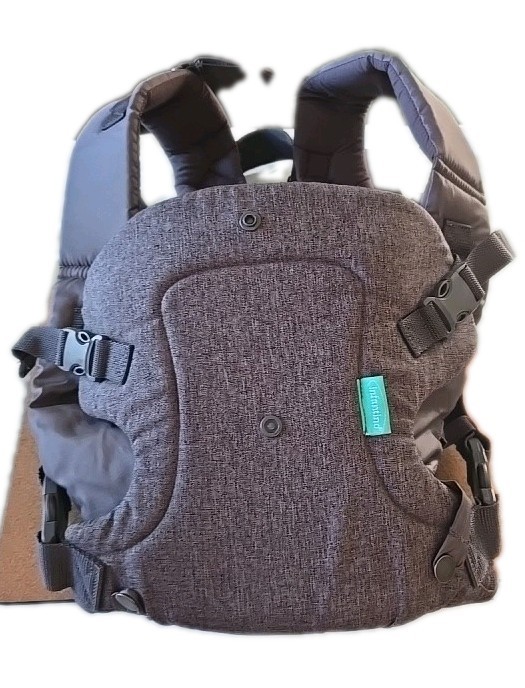 Infantino Baby Carrier - Gray