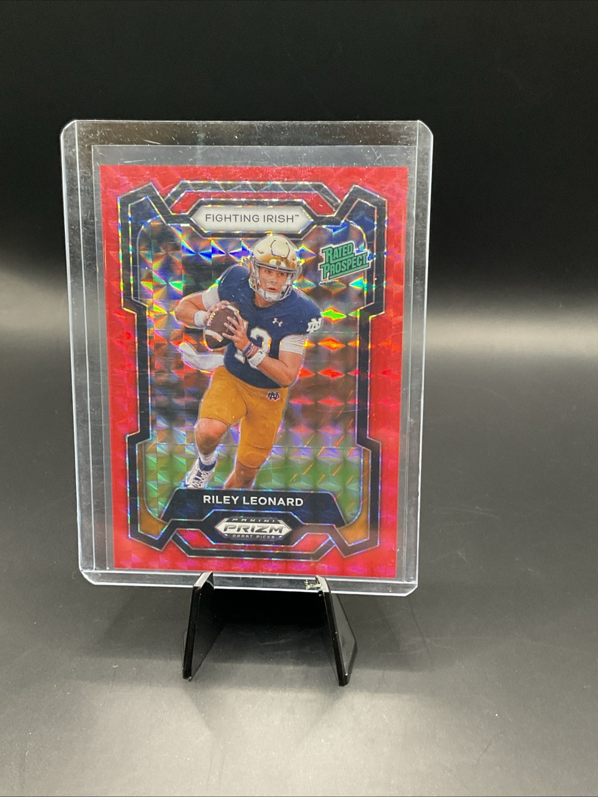 2024 Panini Prizm Draft Picks Riley Leonard #106 Red Finite Prizm /125 (RC)