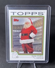 2025 Topps Holiday Santa Claus ‘The Santa Archives - Topps 2004’ #TSA-04