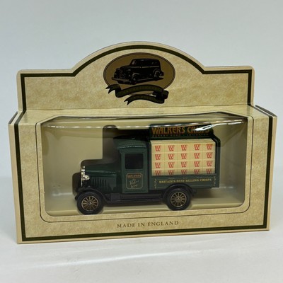 Classic Lledo Walkers Chips Chevrolet Van Boxed Neu
