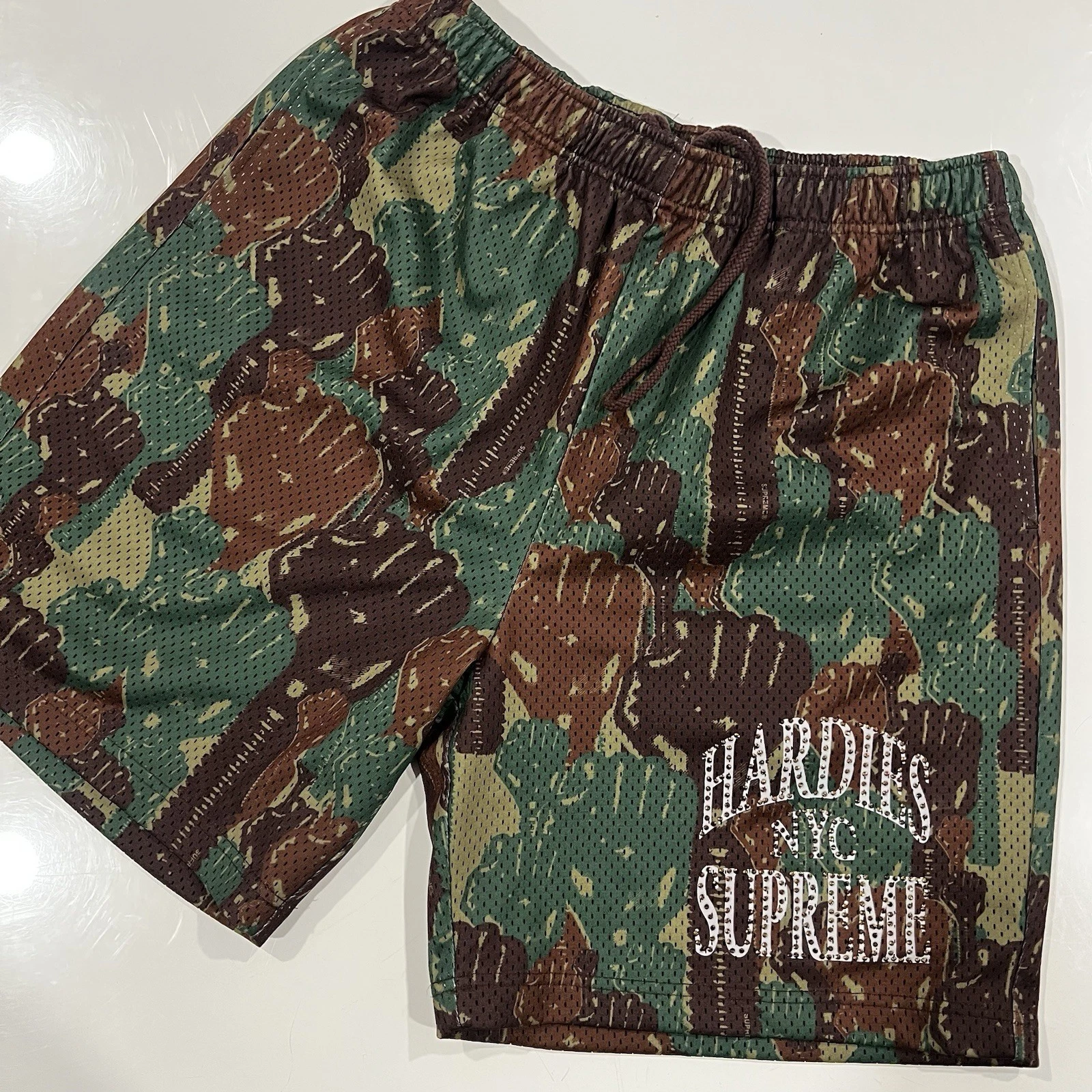 Short de basket camouflage Supreme vert SS23