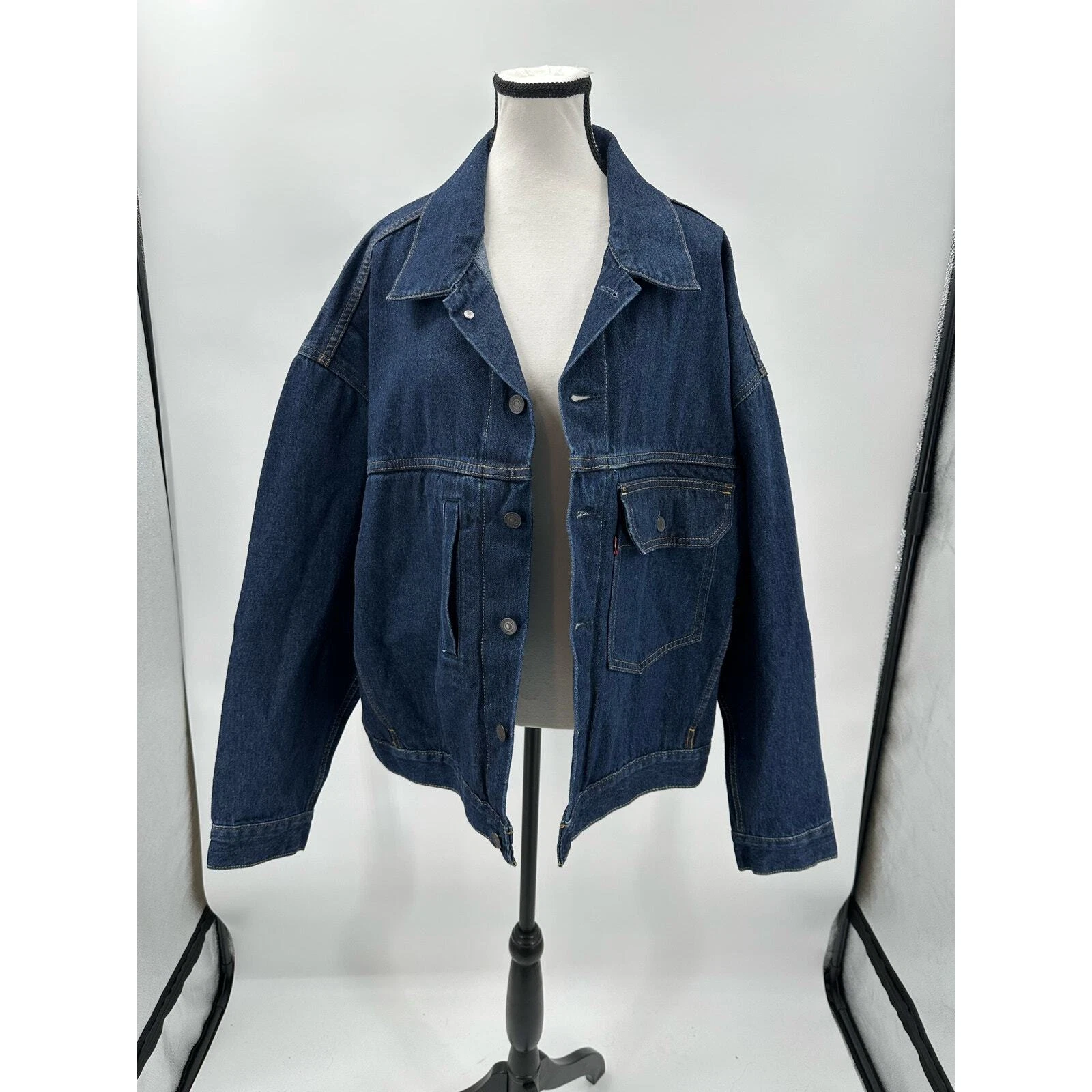 Levi's Strauss & Co. Stay Loose Premium Trucker Jacket Blue Denim Men’s Sz Large