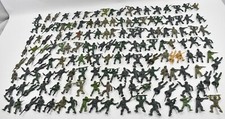 Plastic Army Men Toy Figure Lot W