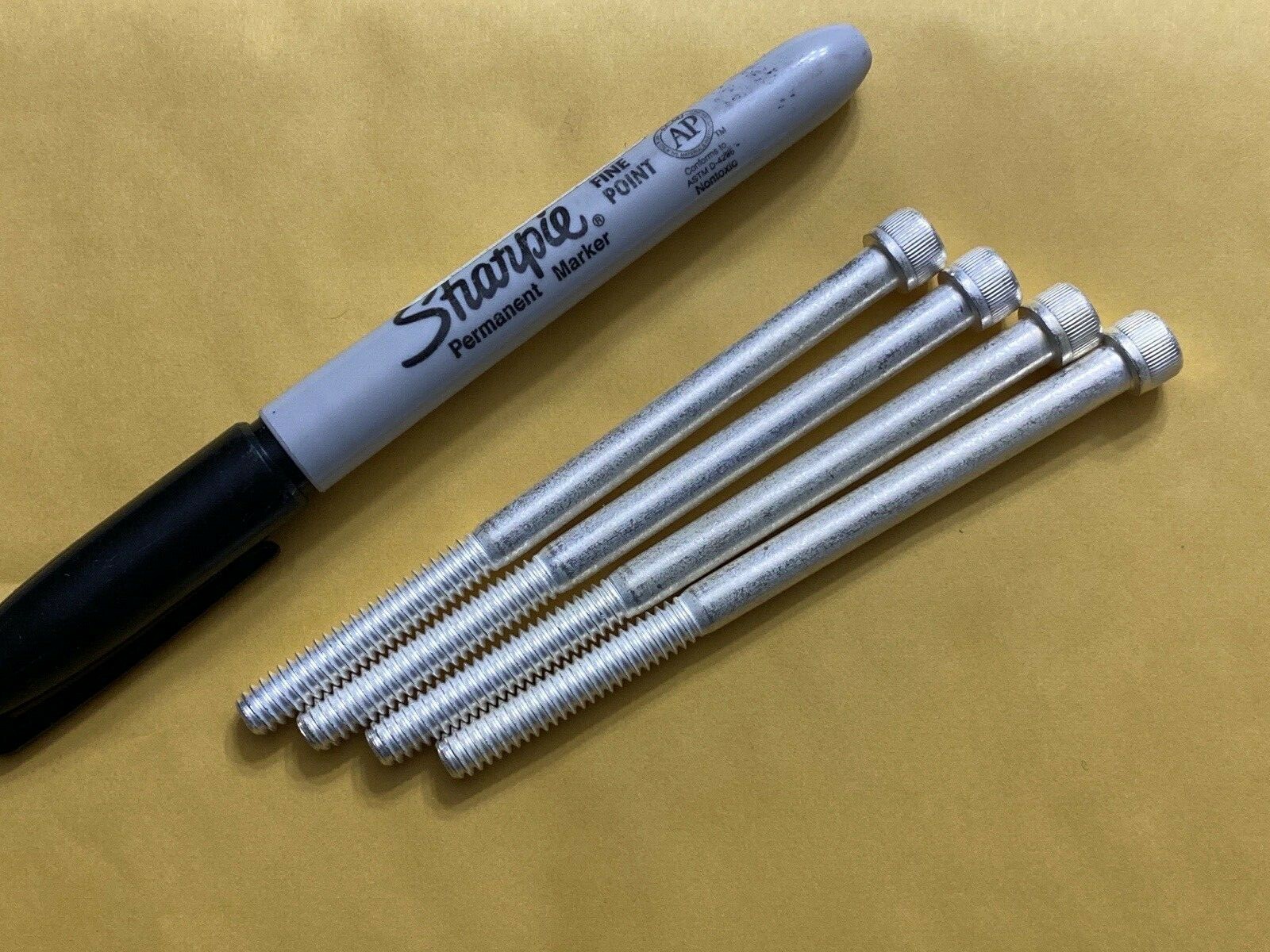 4) APPLIED MATERIALS 3690-04374 SILVER PLATED SCRCAP SKT HD 1/4-20X3-3/4L SST