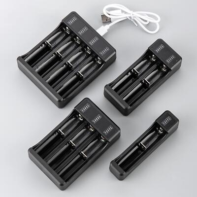 Universelles USB-Ladegerät für   18650 14500 Akkus