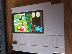 NES  SOCCER- PAL  GBR   - CARTUCCIA + PORTA CARTUCCIA