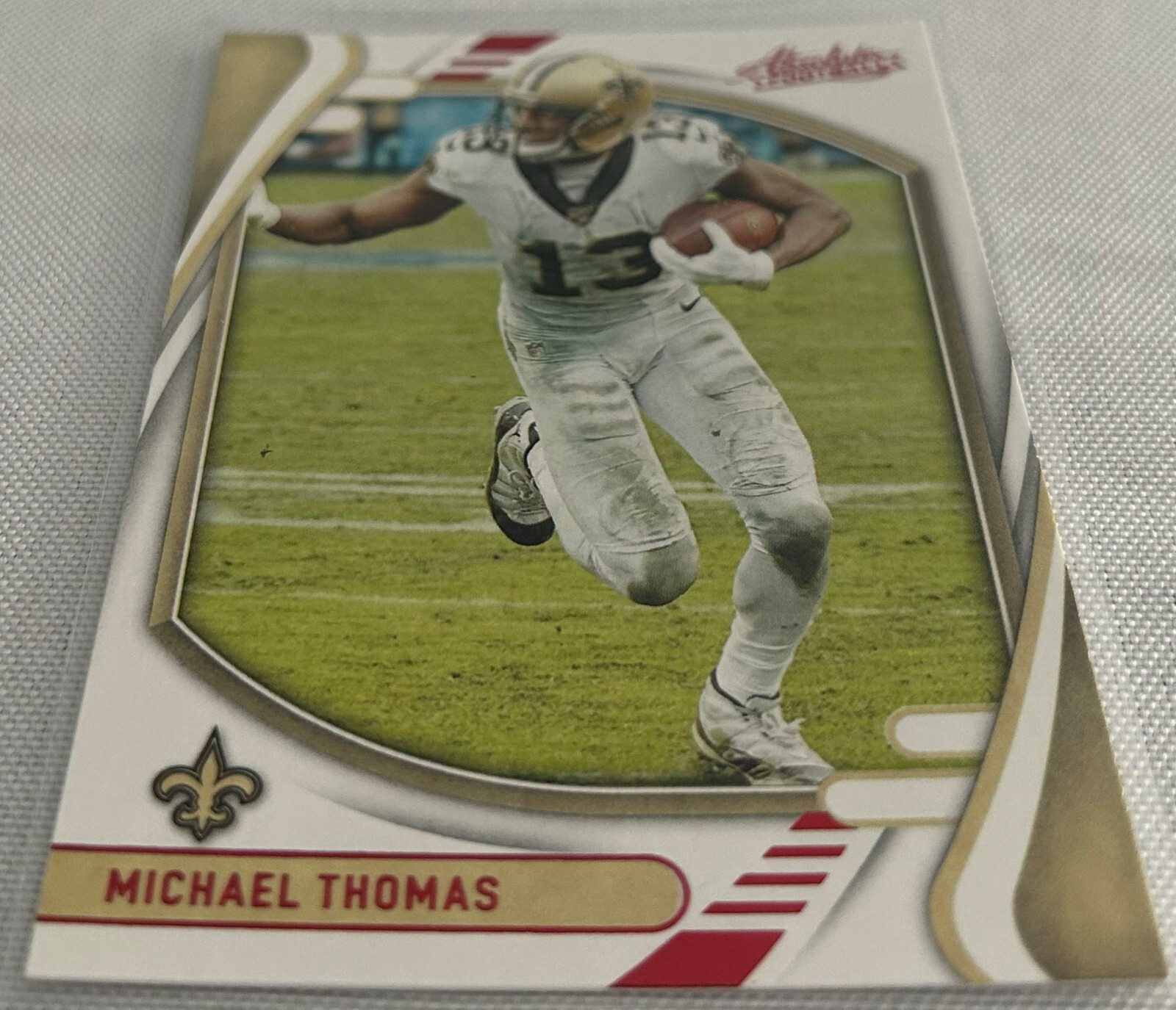 2021 Panini Absolute Football Michael Thomas New Orleans Saints Red Parallel #69