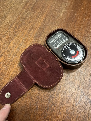 Weston Master II Universal Exposure Meter Model 735 w/ Original Leather Case