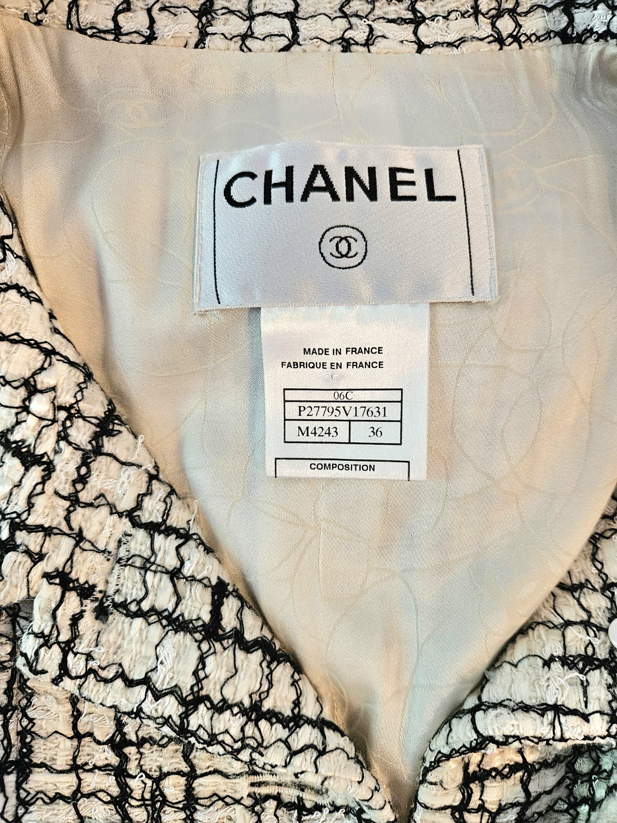 Chanel Vintage 2006 White Black Tweed Long Jacket 34 36 2 4 Coat CC Logo S M image 7