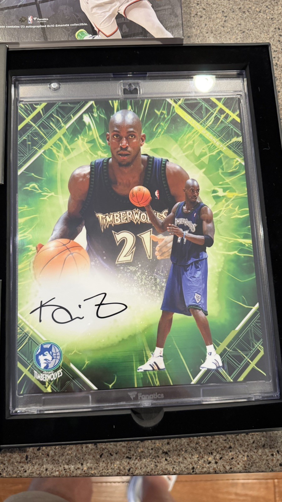 2025-26 Under Wraps Emanate Kevin Garnett Green Auto /99