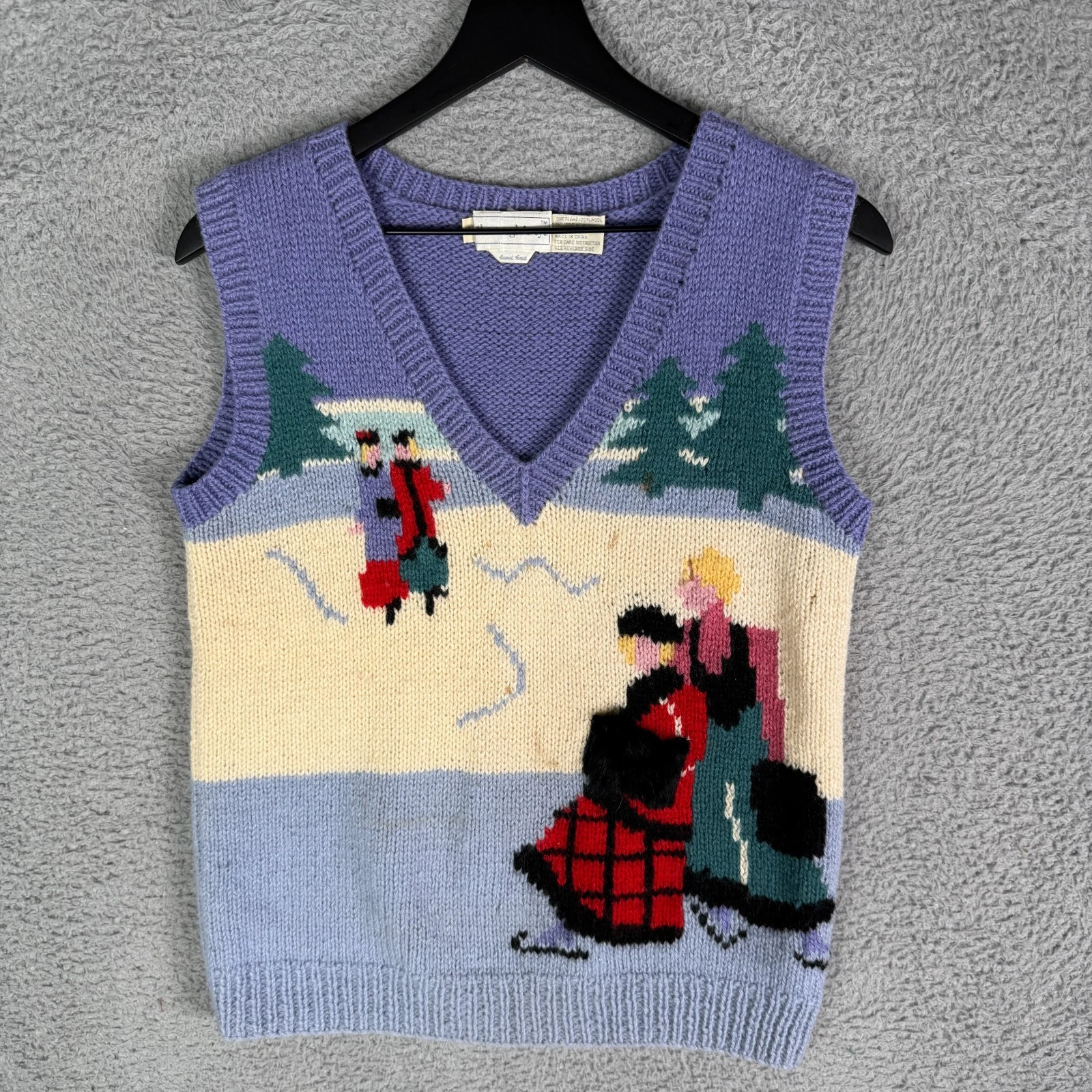 Vintage Shetland Wool Knit Sweater Vest Women's Medium Winter Snow Eagle's Eye
Opens in a new window