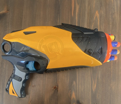 NERF Rival Finisher XX-700 Dart-Blaster E7523 Gelb/Schwarz/Orange