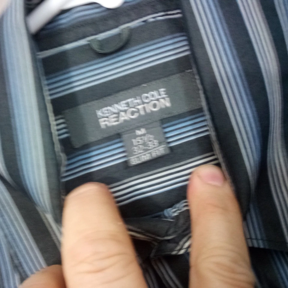 Camisa Kenneth Cole Reaction Para Hombre M 15 1/2 32-33 Manga Larga Azul Rayas Delgada Foto 3 de 4