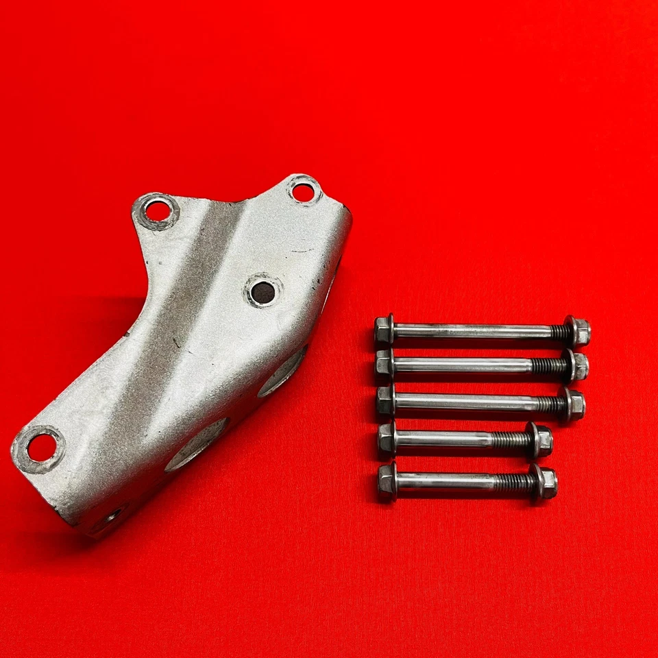 Pernos de montaje del motor DRZ125 base del motor original OEM SUZUKI DRZ 125 L 2003-2019 Foto 2 de 4