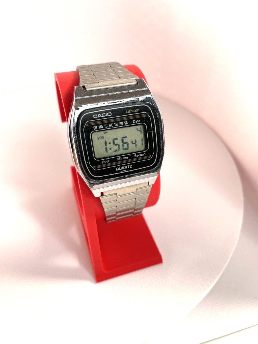 カシオ　クロノグラフ　ヴィンテージ　155 B816 Very Rare 1980 Vintage CASIO B816 (155) Japan RT 34mm Watch