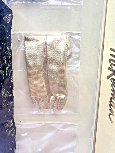 Mikelman Fashion Faux Leather Gown, Gold Shoes & Gloves for Candi, Barbie NRFB - Picture 8 of 11