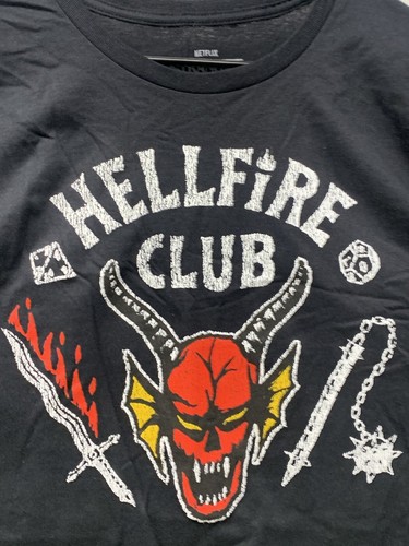 Stranger Things Hellfire Club t shirt Medium (38/40) - Picture 2 of 4