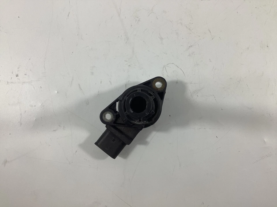 2006 - 2011 Mercedes-Benz ML350 Direct Ignition Coil A0001502780 OEM . - Image 3 of 4