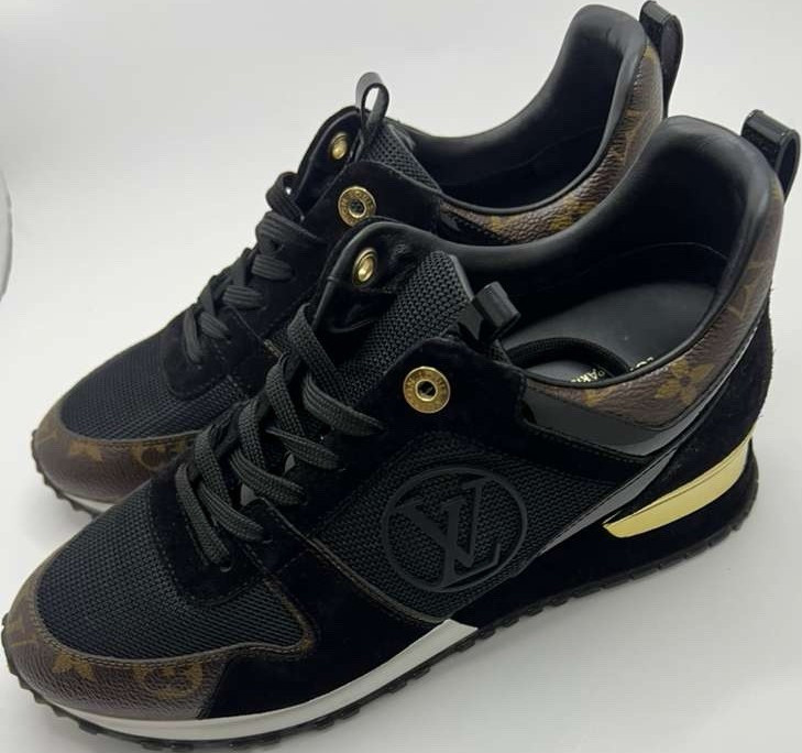 Louis Vuitton Run Away Sneaker Black Brown Gold Logo Low Top Lace-Up AUTHENTIC