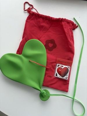 Brand new CJ Hendry deflated heart balloon wall art bright green