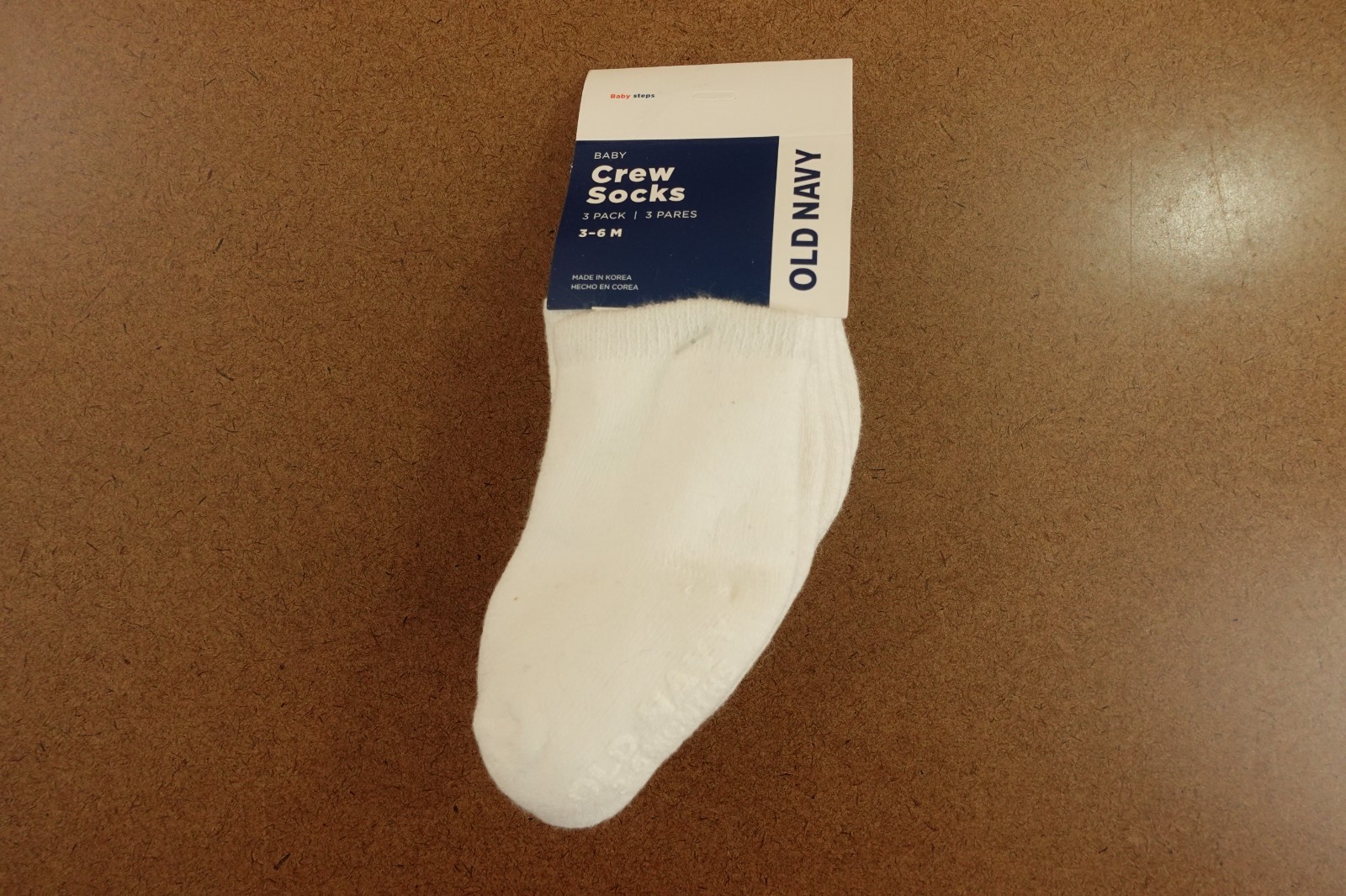 Old Navy Baby Size 3-6 Months White Unisex Crew Socks 3-Pack NWT