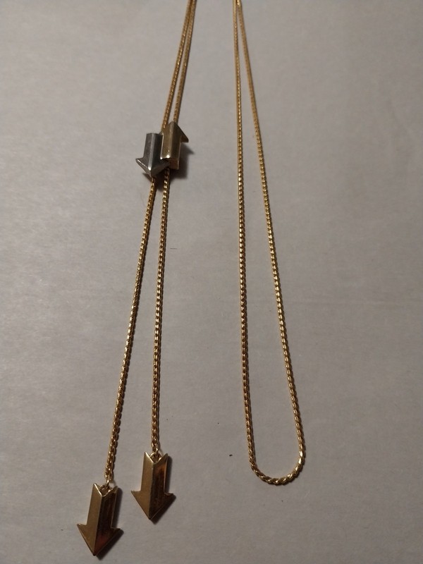 Vintage Jones New York Arrow Lariat 28" necklace gold/silvertone