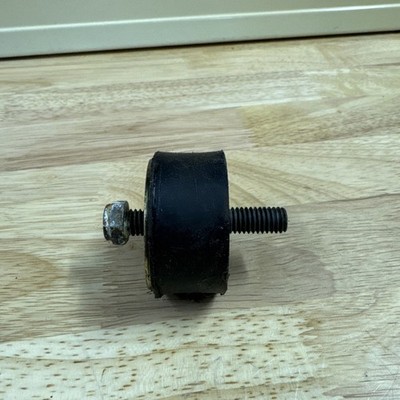 OEM Polaris 1998 XC 600 Motor Mount