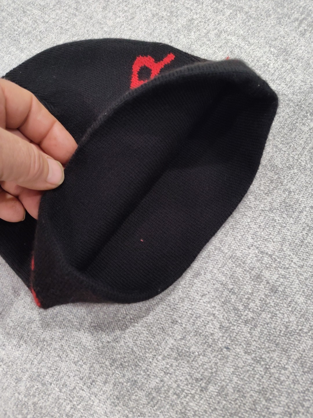 STRIKER ICE FISHING Winter Toque Beanie Hat Knit POM POM Black one Size