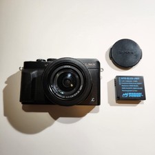 Panasonic LUMIX DMC-LX100 digital camera with Leica lens, Read Details.