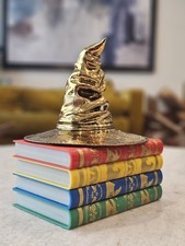 Harry Potter 25th Anniversary House Book GOLD Sorting Hat Popcorn Bucket