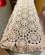 VINTAGE SALMON PINK SILKY COTTON HAND CROCHET LACE TABLE RUNNER/DOILY ~12" x 40"