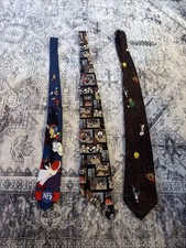 Looney Tunes Mania Tie Lot Vintage 90s/00 Taz NFL Sylvester Tweety Bugs Bunny