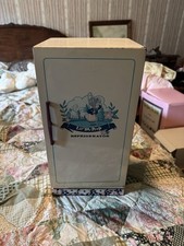 LIL BO PEEP ANTIQUE VINTAGE TIN TOY REFRIGERATOR WOLVERINE TOYS 512 USA