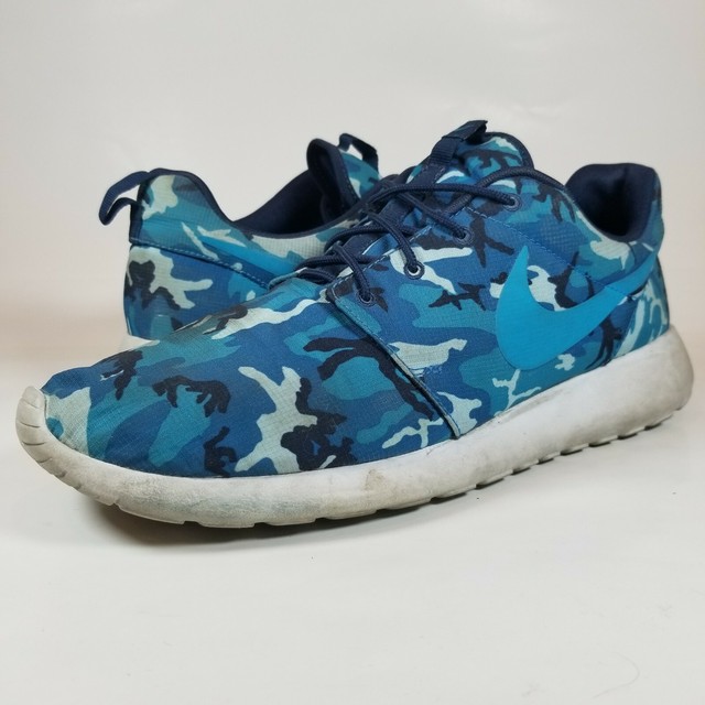 nike roshe run size 12