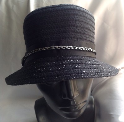 Chapeau Cloche Noir Et Argent Femme - Garniture Chaine élégante Par August Accessories