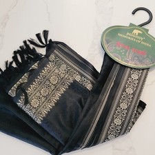 NEW Indigoody Memories Of India Royal Scarf Black  Cream Soft And Beautiful