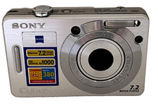 Sony Cyber-shot DSC-W55 7.2MP Digital Camera Silver w/ Battery  Charger