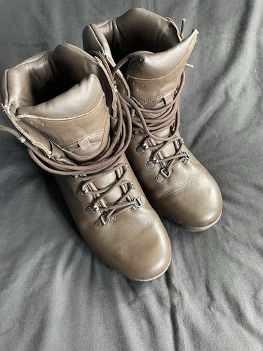 Genuine British Army Iturri Patrol Boots Size 11 Medium