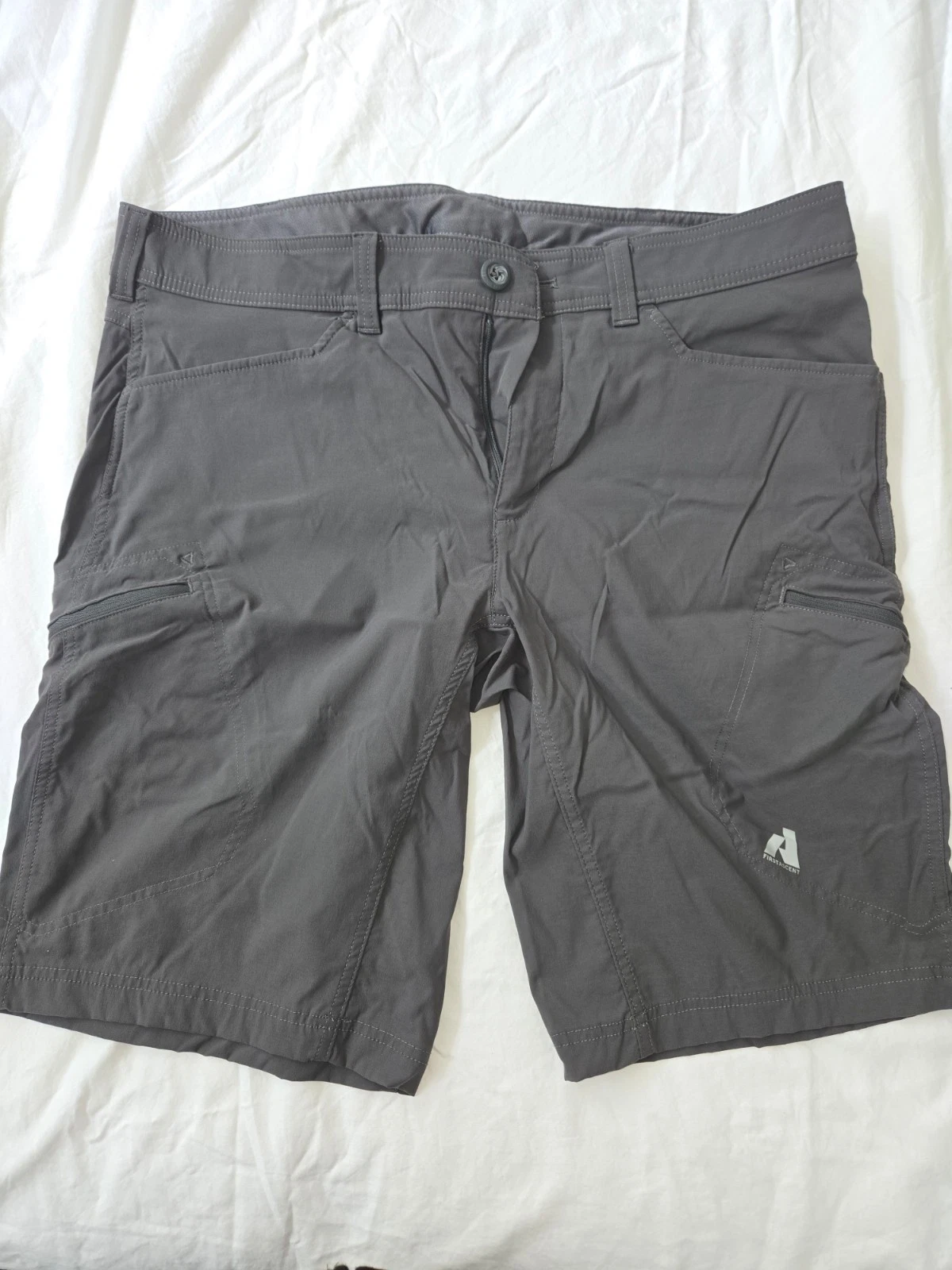 Eddie Bauer First Ascent Shorts Mens 38 Dark Gray Stretch Hiking Camping Outdoor
Opens in a new wind