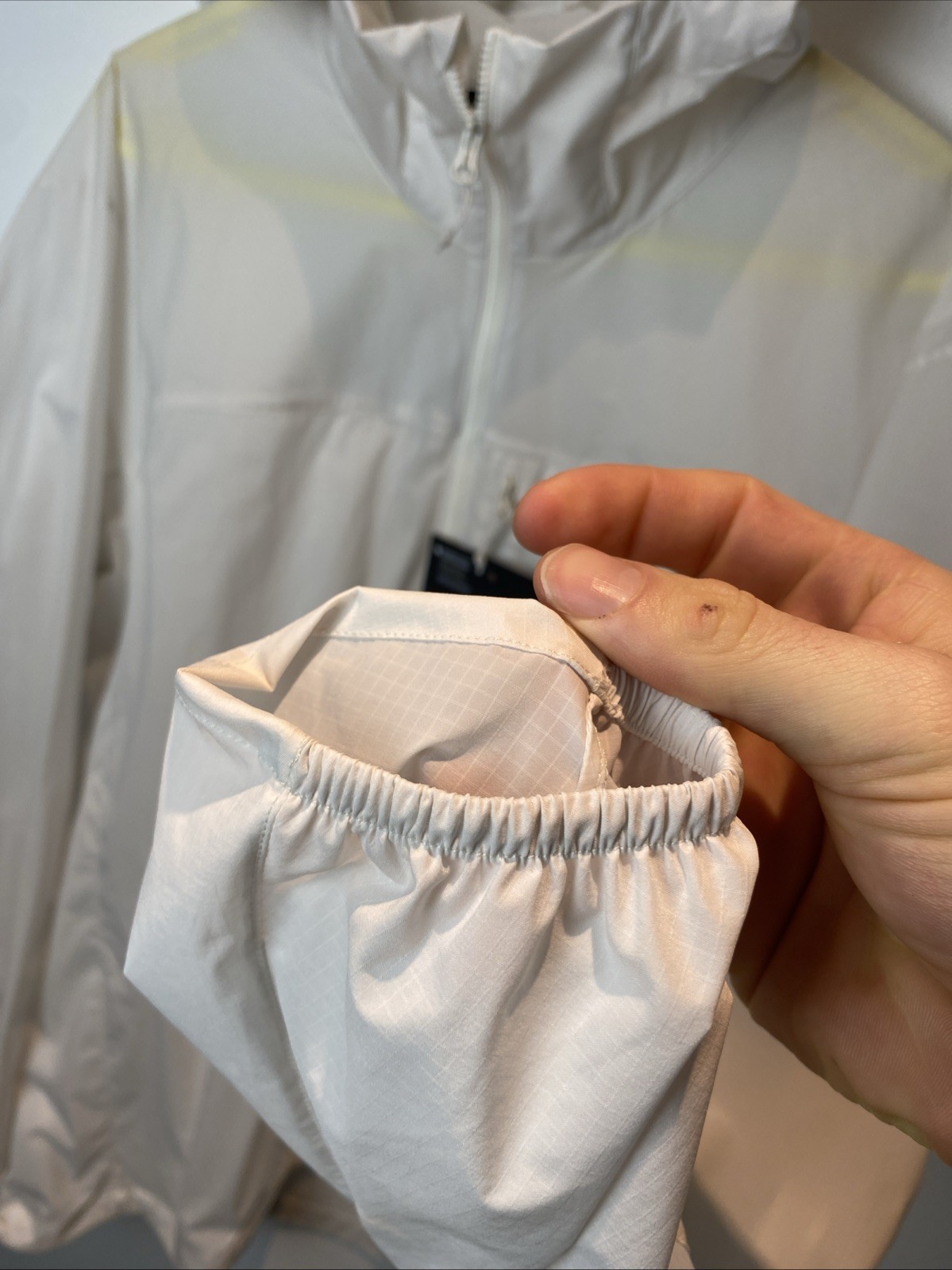 Arcteryx Squamish Hoody (L) Arctic Silk BNWT Men’s Jacket RRP £160.00 thumbnail 5